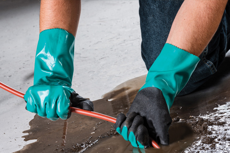 SmartSkin™ Nitrile Gloves
